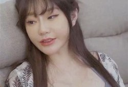麻豆传媒沈娜娜初体验：深入解析她的精彩表现与幕后故事