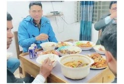 麻豆传媒年夜饭盛况：欢聚一堂共庆春节