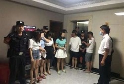 麻豆传媒演员安妮：她的成就与魅力揭秘